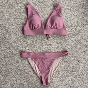 Chelsea28 Textured Plunge
Bikini Top & Banded Bottoms